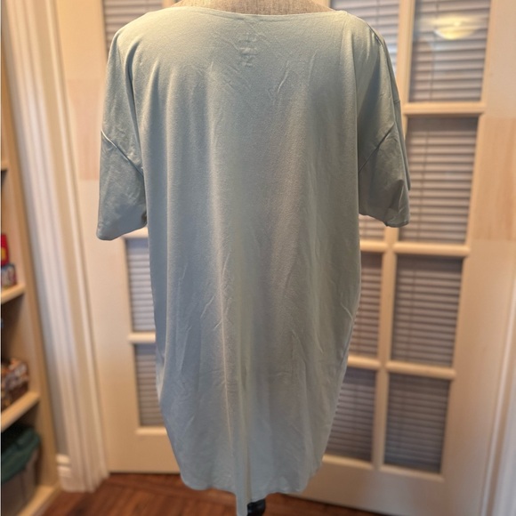 AIRism Seamless Long Tee - Picture 5 of 5